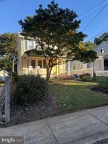 20 Locust Ave #B - Photo 1 of 1