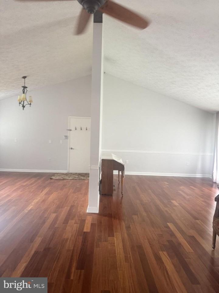 3424 Shady Ln - Photo 7 of 18