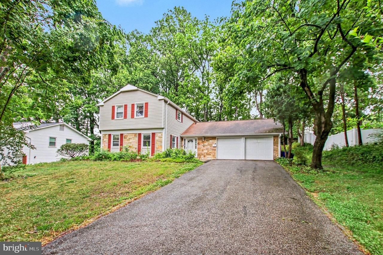 1405 Peachwood Ln - Photo 3 of 35
