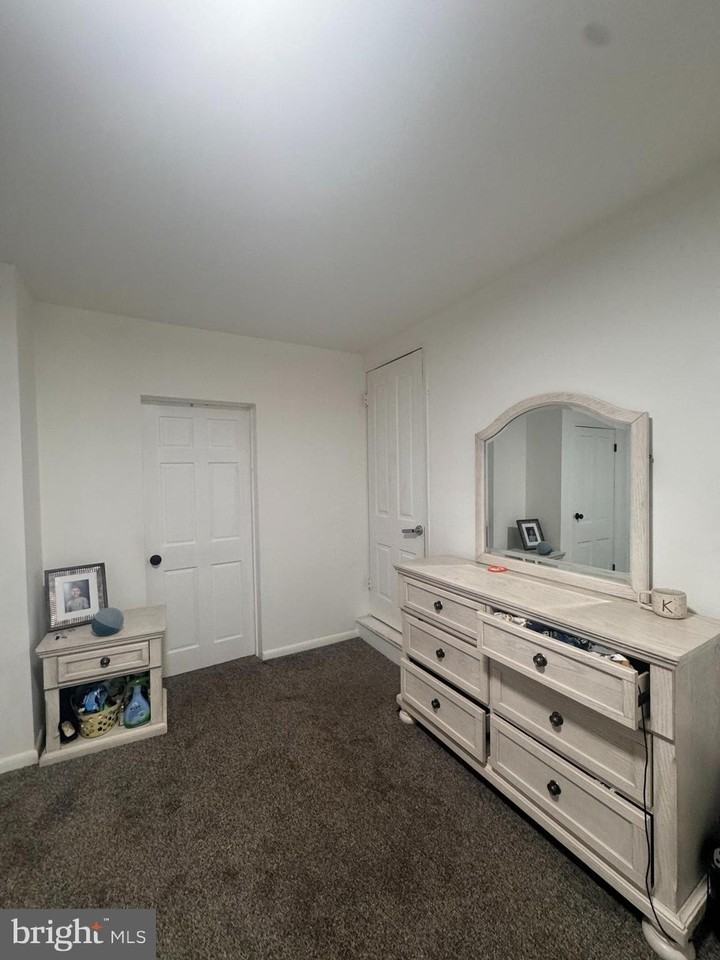 70 Madison Ave - Photo 5 of 12