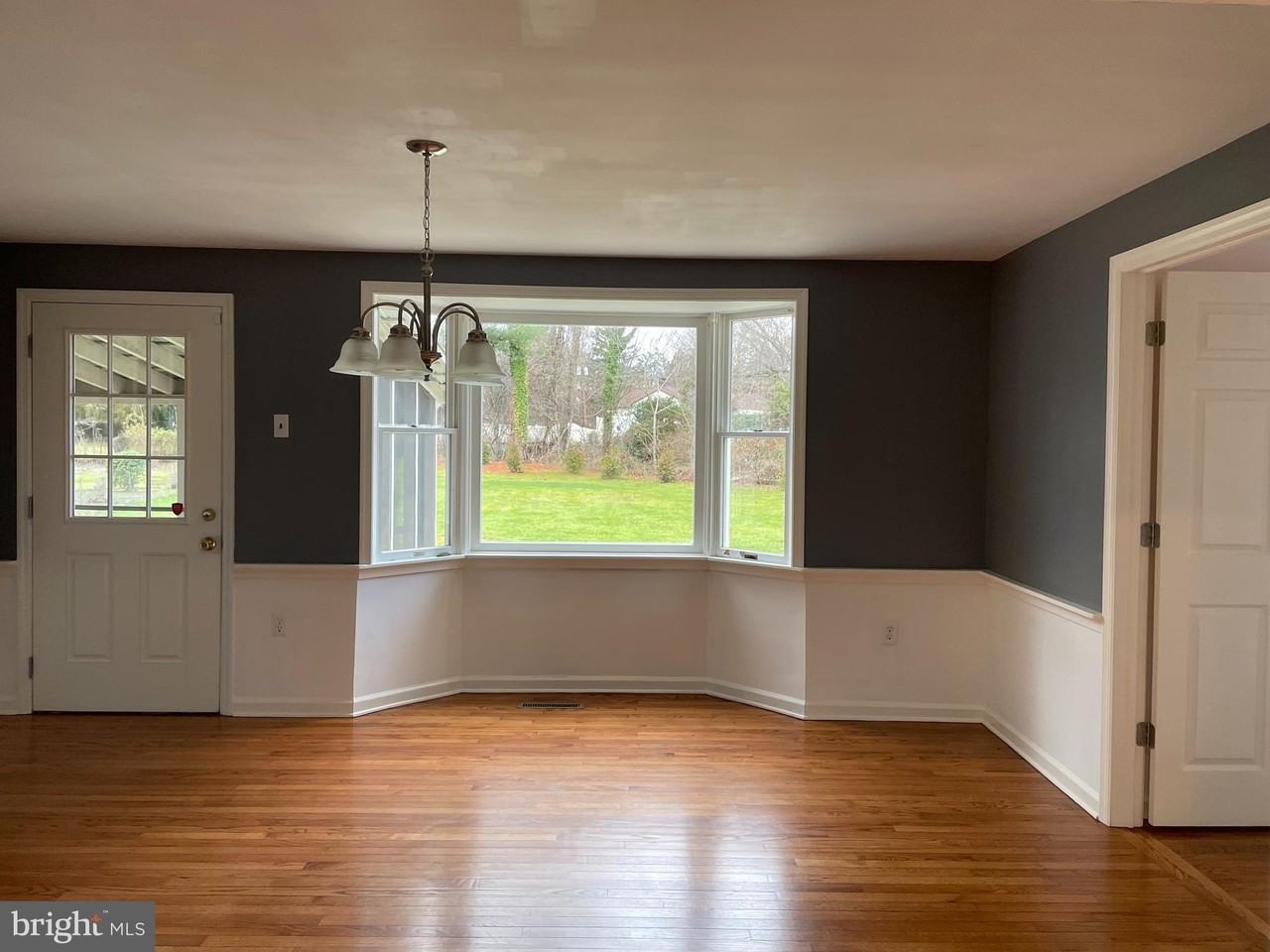 320 Evergreen Dr - Photo 7 of 17