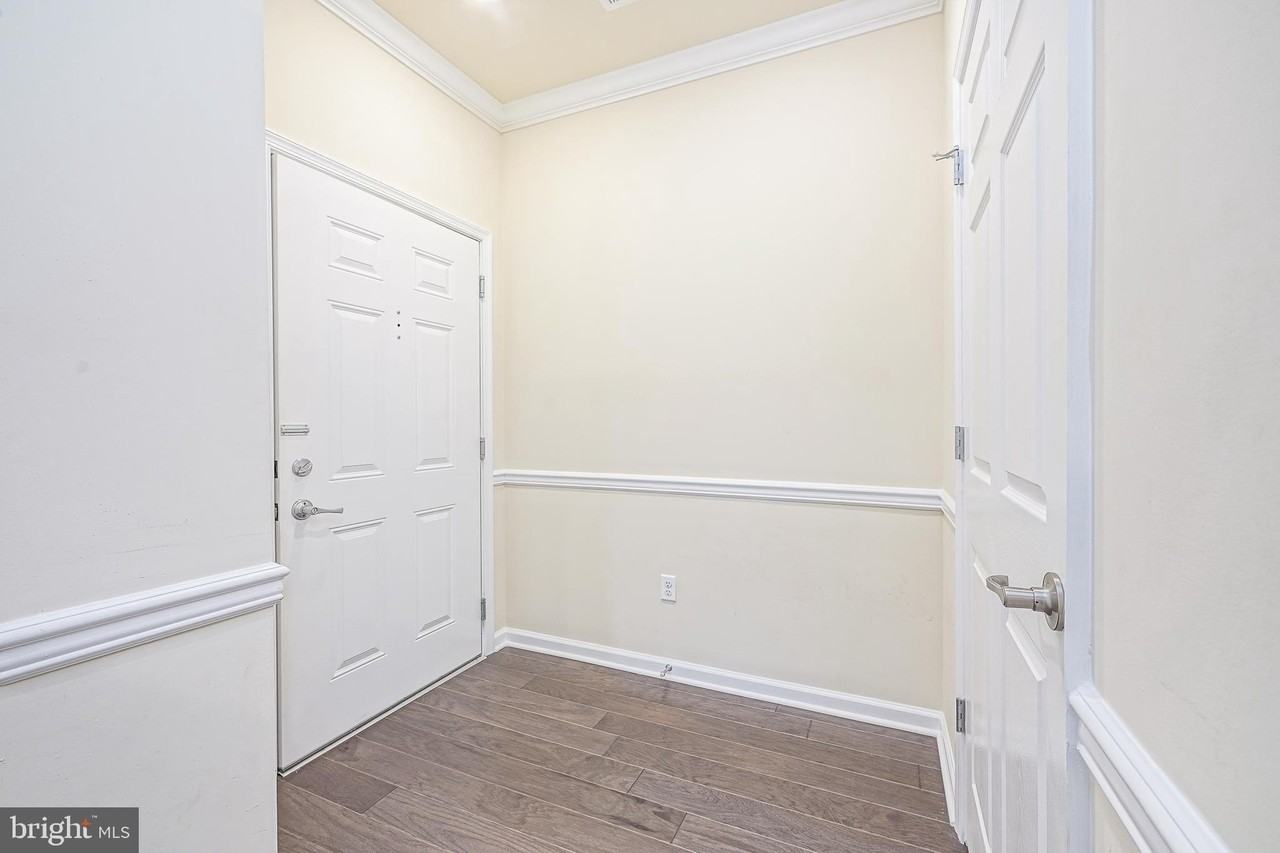 5335 Palomino Ct - Photo 3 of 27