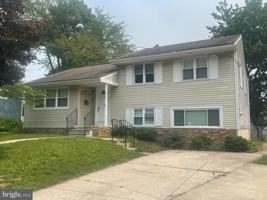 featured image of 209 Maine Ave