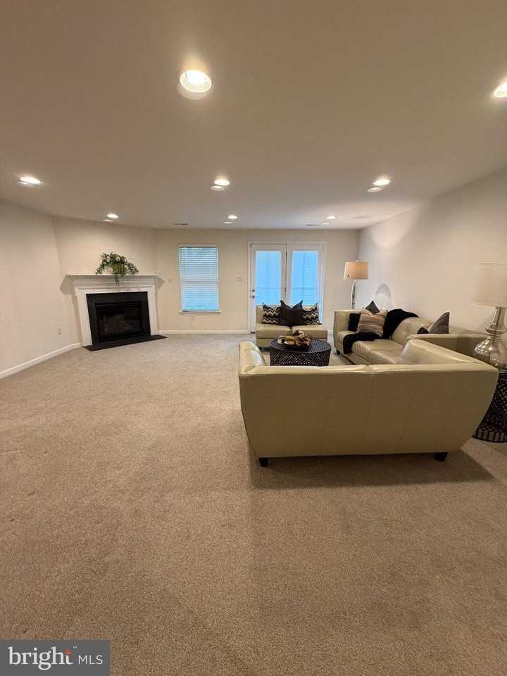 200 Iannelli Rd - Photo 2 of 27