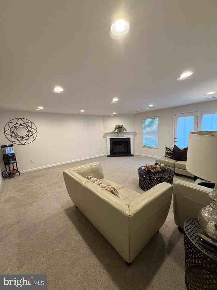 200 Iannelli Rd - Photo 3 of 27