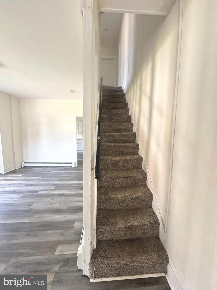 702 Martin Luther King Jr Blvd - Photo 4 of 18