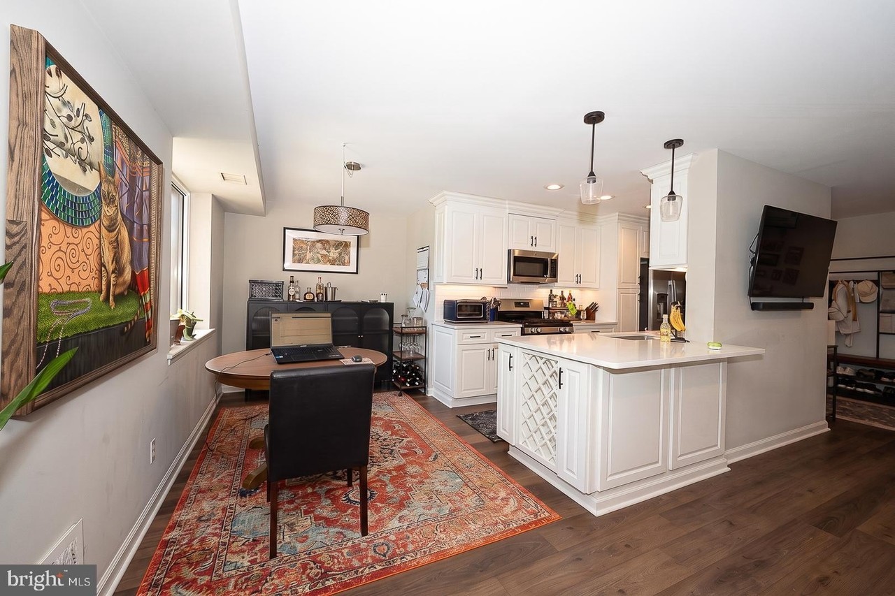 1650 Oakwood Dr #E221 - Photo 7 of 16
