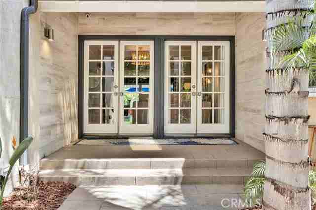3374 Floyd Ter - Photo 3 of 8