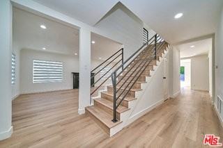 347 S Highland Ave - Photo 4 of 8