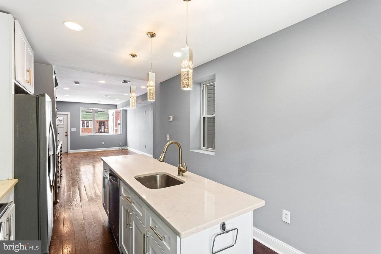 2209 E Huntingdon St - Photo 4 of 15