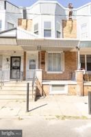 featured image of 1942 E Pacific St