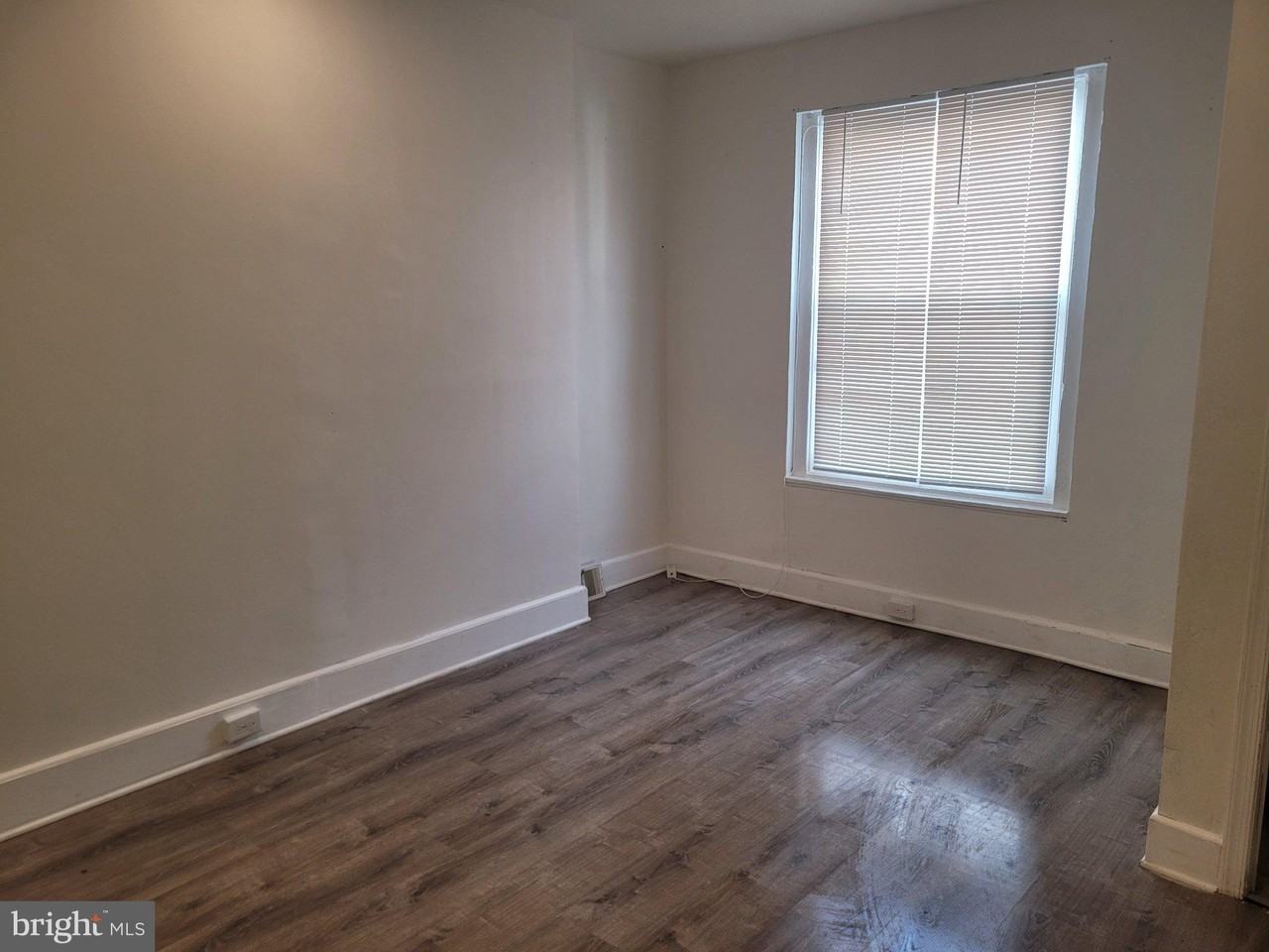 2334 N Gratz St - Photo 7 of 22