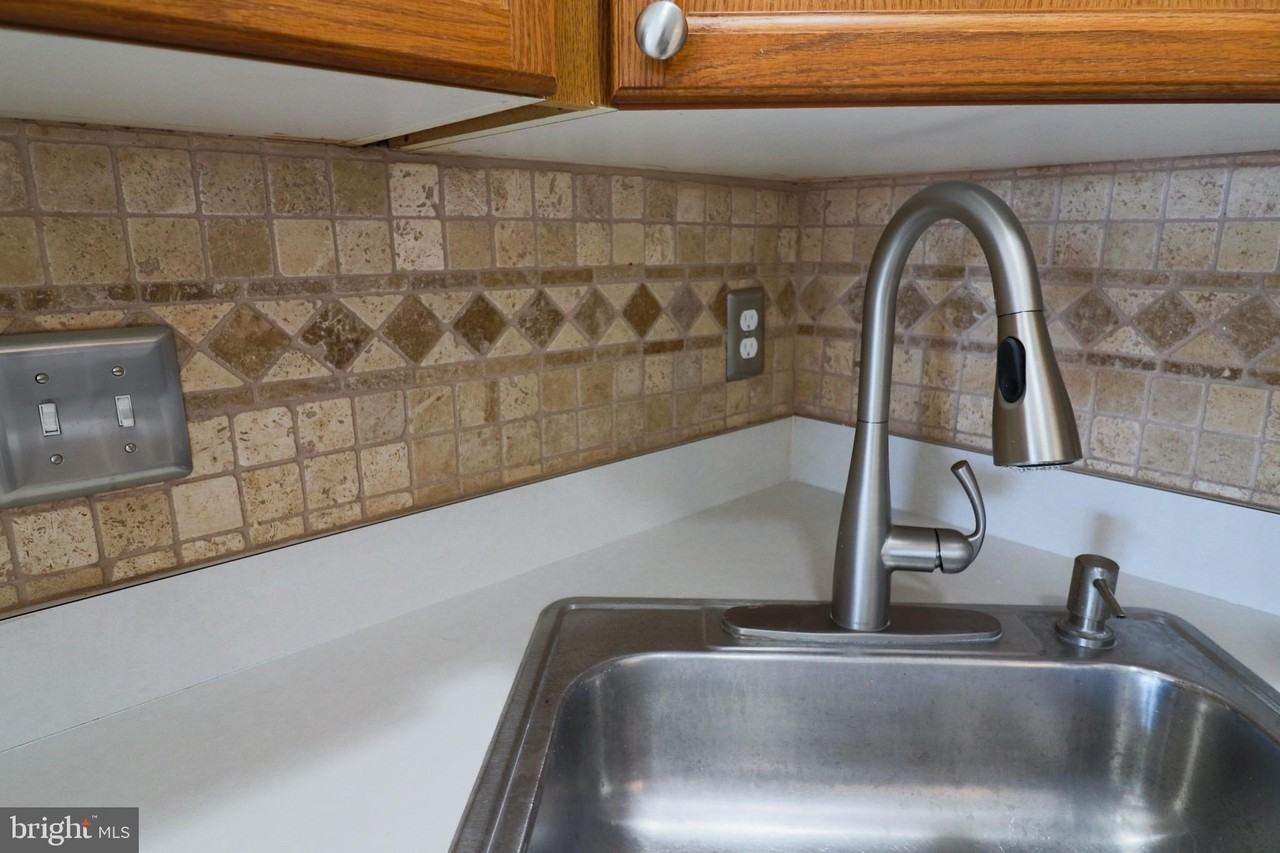 94-12 Chinkapin Dr #12 - Photo 3 of 12