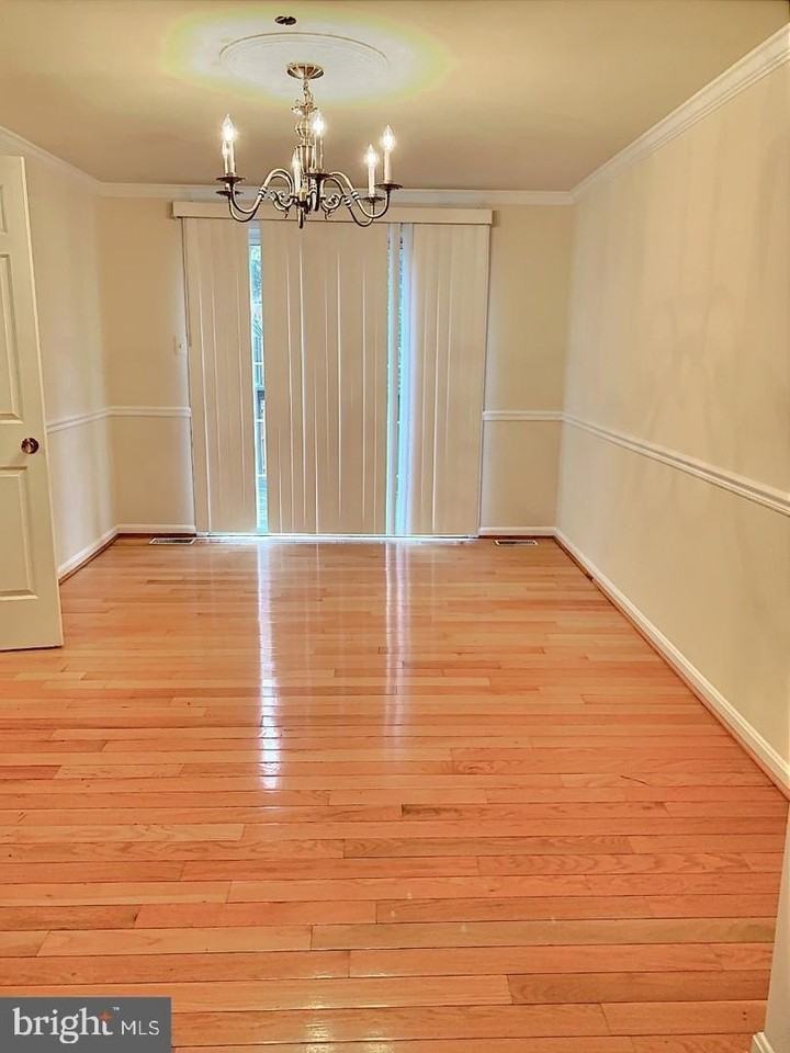 3100 Black Hickory Dr - Photo 5 of 19