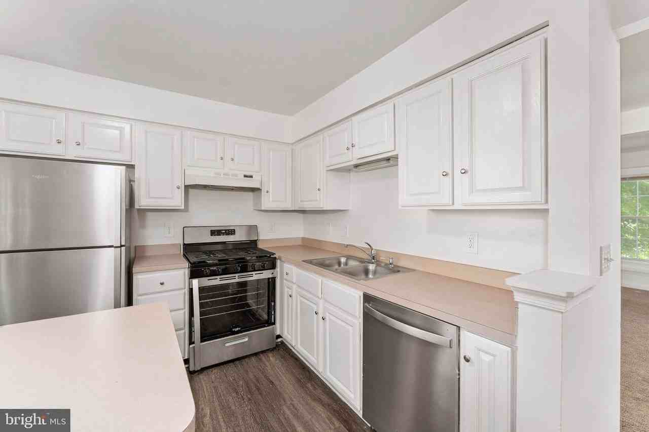 6219 Bella Dr - Photo 6 of 42