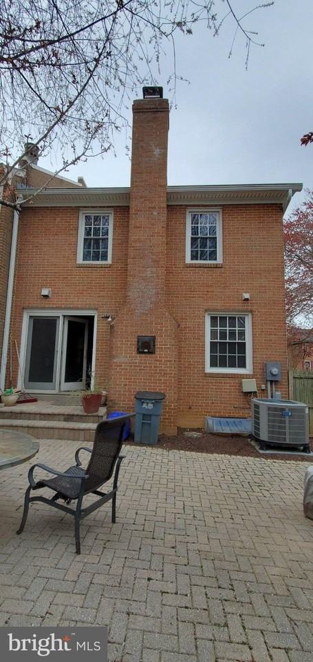 5266 Leestone Ct - Photo 4 of 24