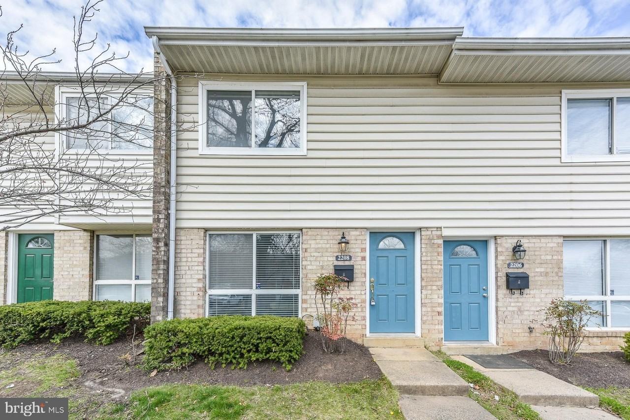 2208 Huston Pl - Photo 2 of 26