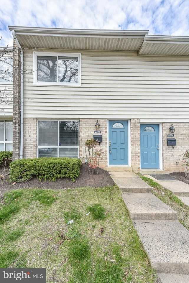 2208 Huston Pl - Photo 5 of 26