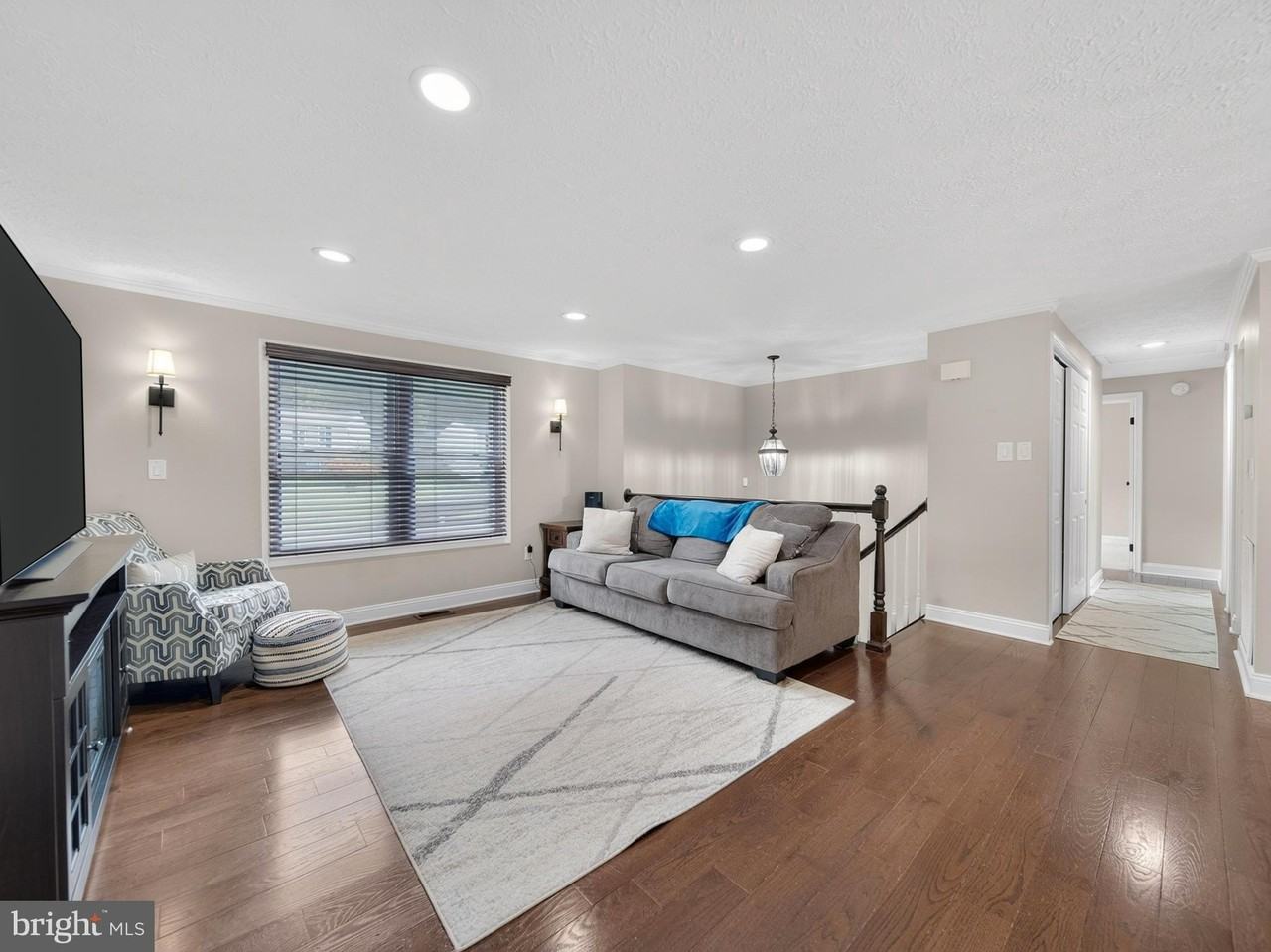 3806 Candlelight Ct - Photo 7 of 50