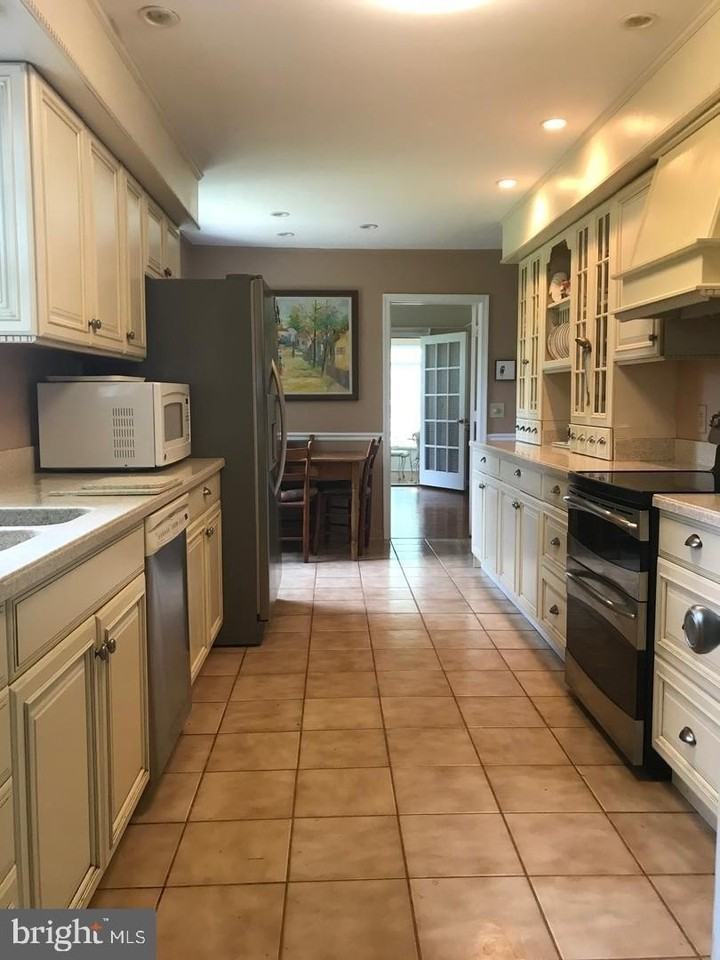 409 Cook Mountain Dr - Photo 2 of 22