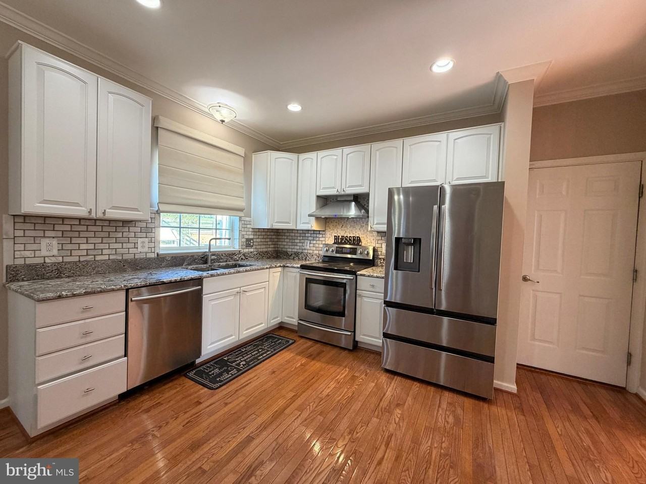 10214 Moss Tower Pl - Photo 5 of 34