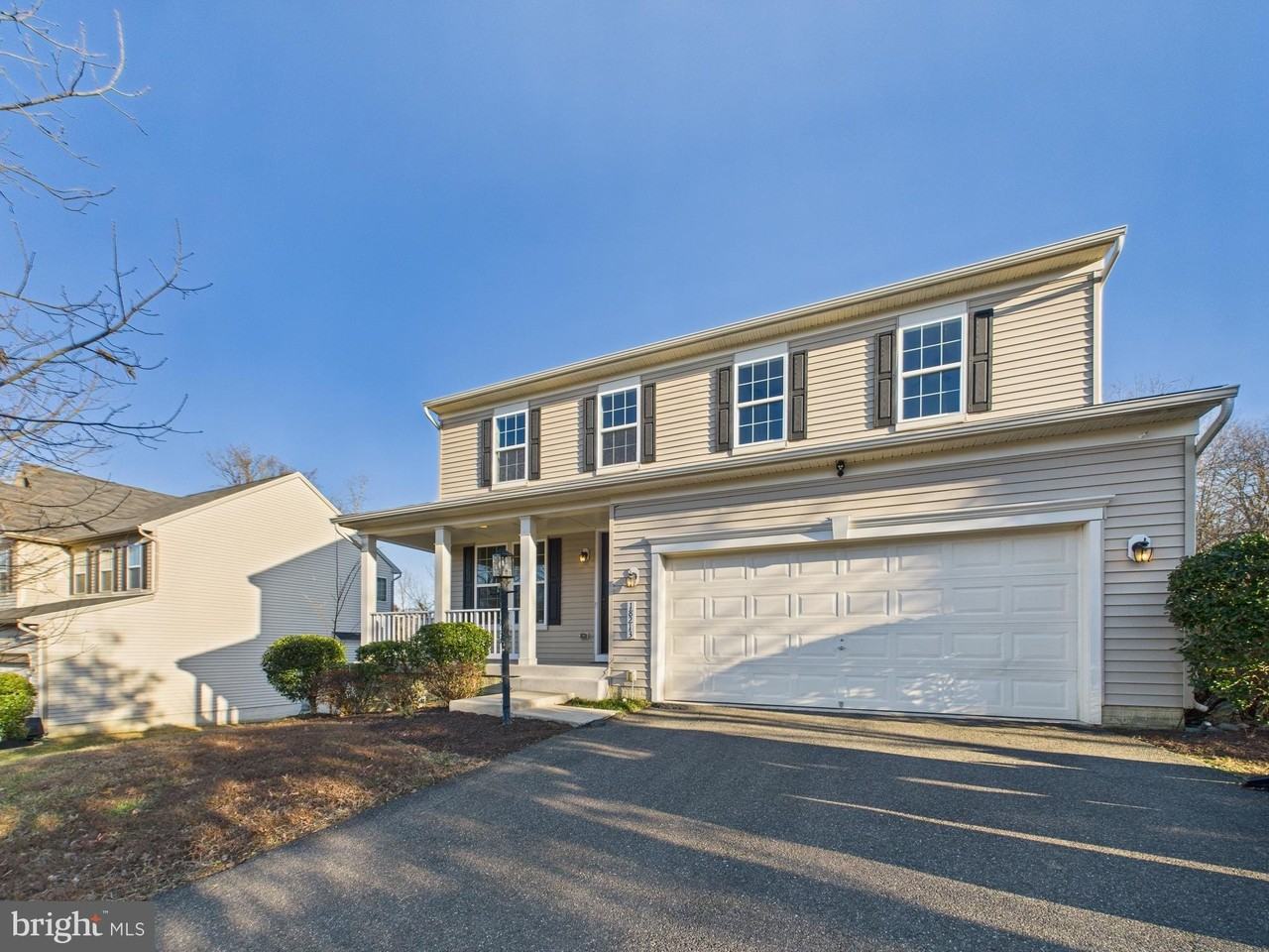 18213 Jillian Ln - Photo 2 of 16