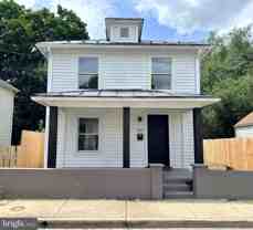 553 Highland Ave - Photo 1 of 1
