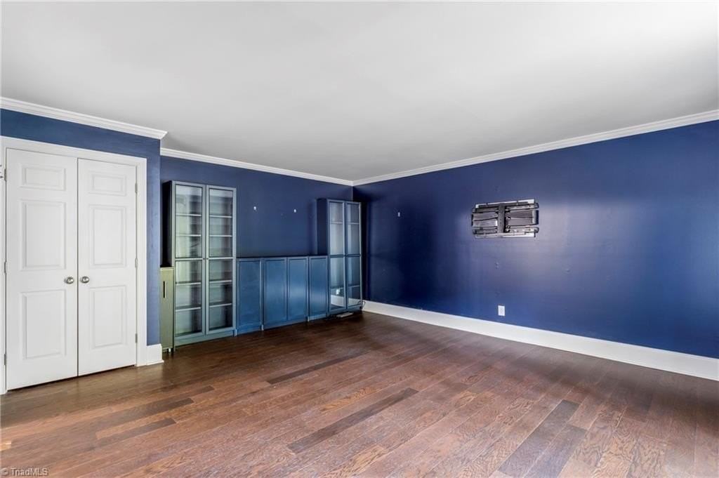 4103 Oak Hollow Dr - Photo 4 of 42