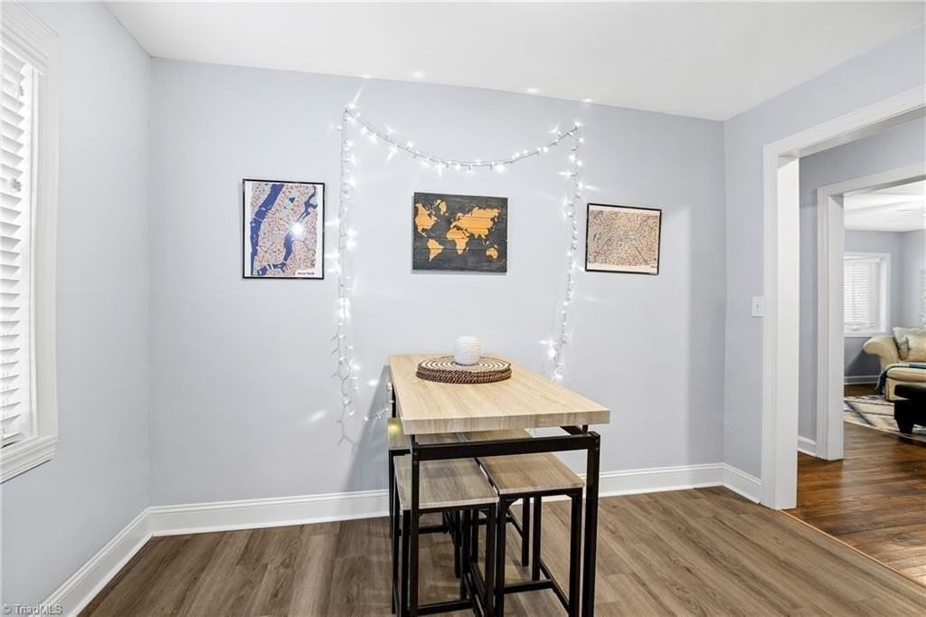 317 Crafton St - Photo 5 of 30