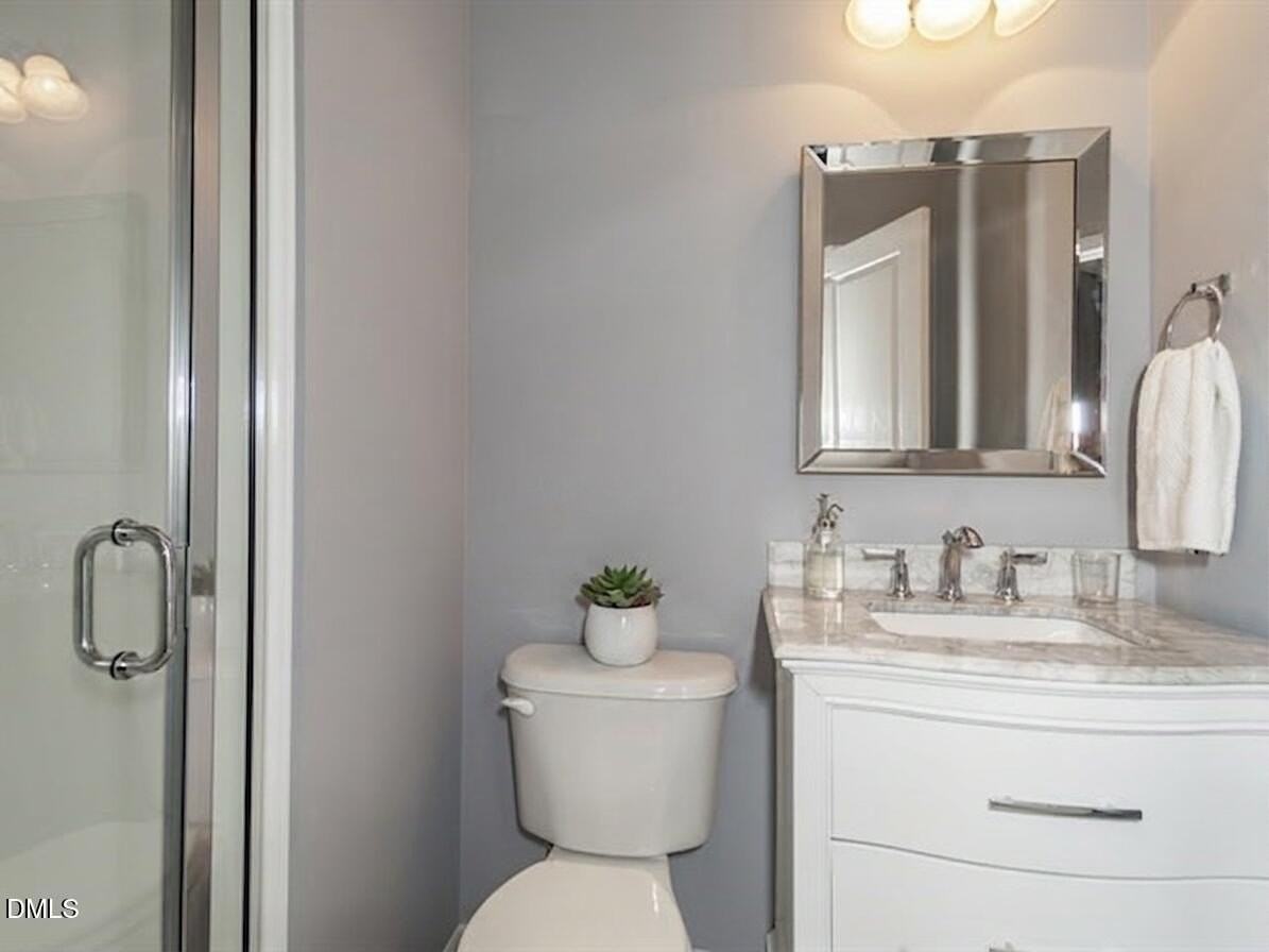 340 Kinellan Ln - Photo 5 of 22