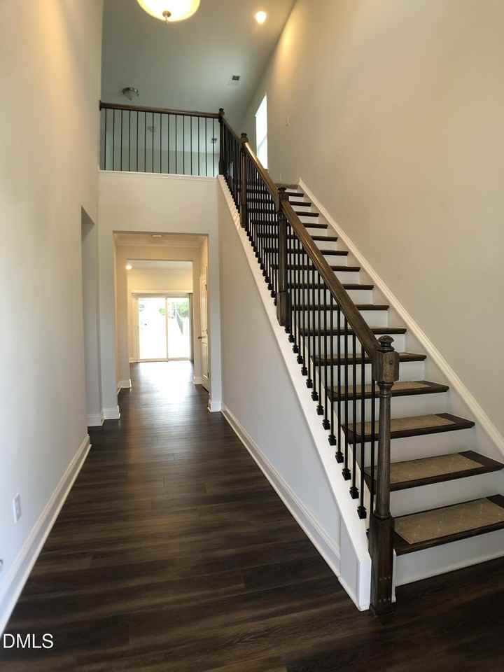 313 Ivy Arbor Way - Photo 2 of 24