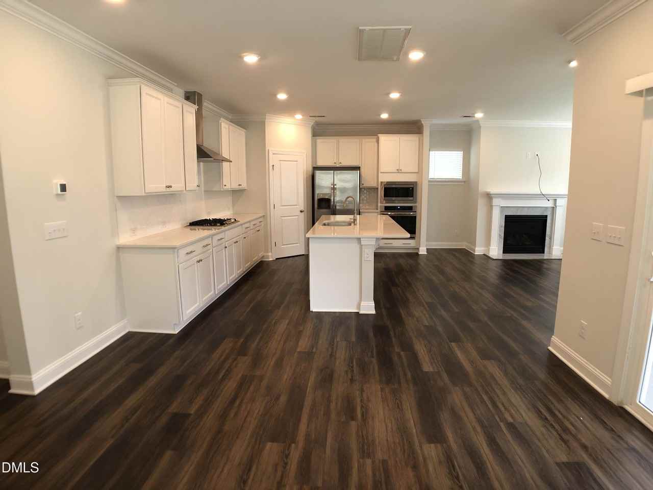 313 Ivy Arbor Way - Photo 6 of 24