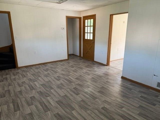 832 Delaware Ave - Photo 2 of 12