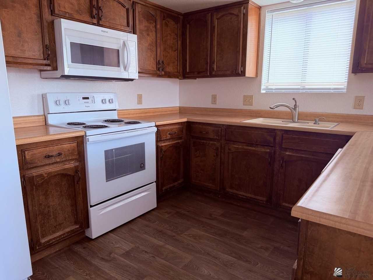 3733 S 6th Ave - Photo 7 of 25