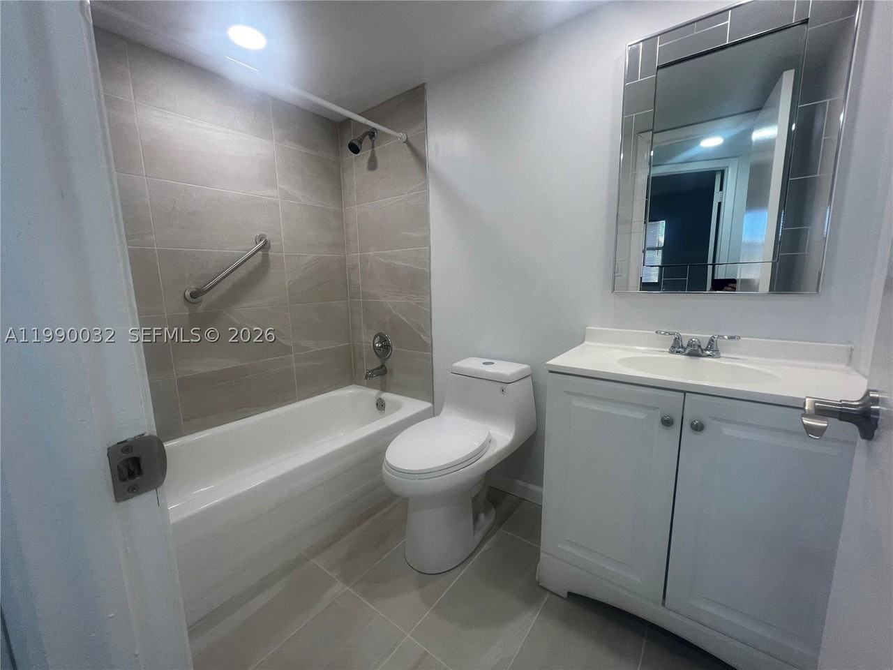 8500 Sunrise Lakes Blvd #111 - Photo 5 of 19
