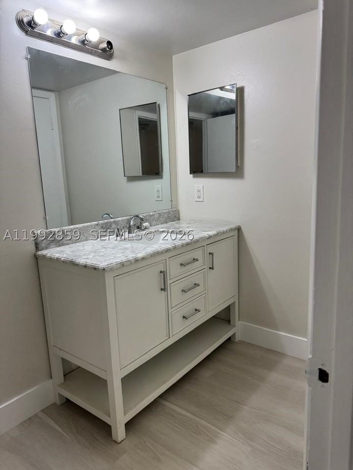 5760 Rock Island Rd #304 - Photo 4 of 10