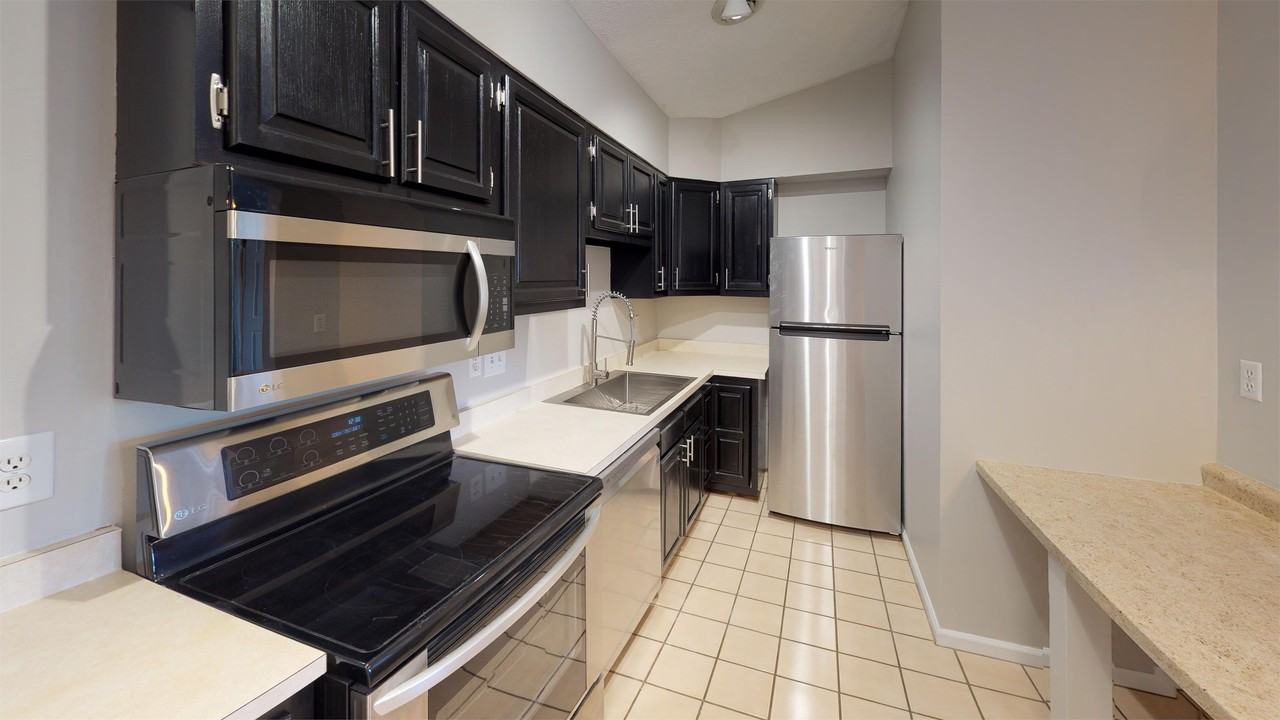 9621 S Lake Ridge Dr #1 - Photo 4 of 20