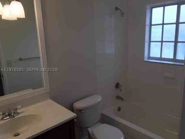 1733 Village Blvd #111 - Photo 5 of 17