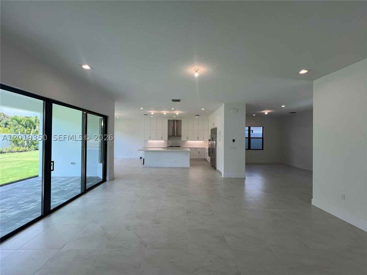 9172 Silver Marsh Ln #9172 - Photo 4 of 34