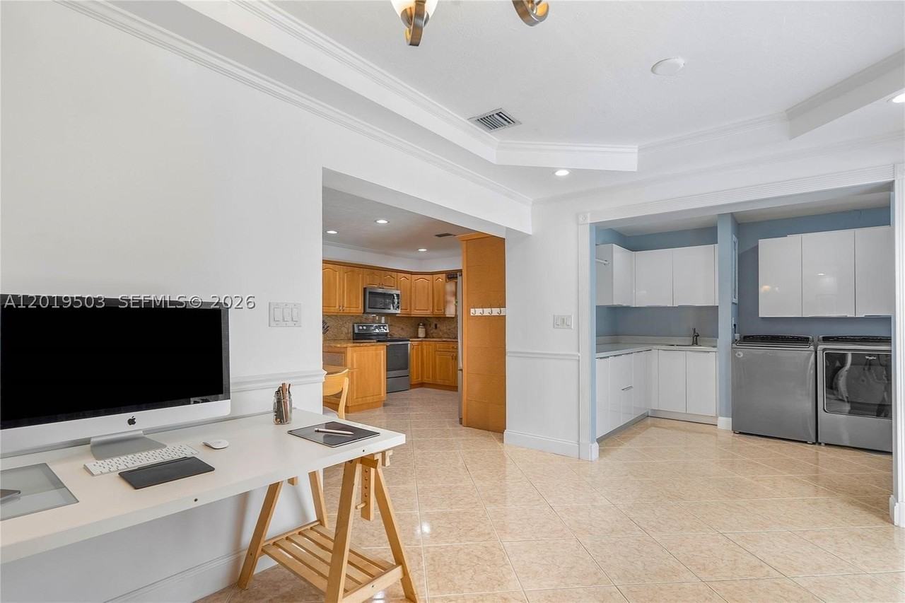 3021 N 72nd Way - Photo 4 of 35