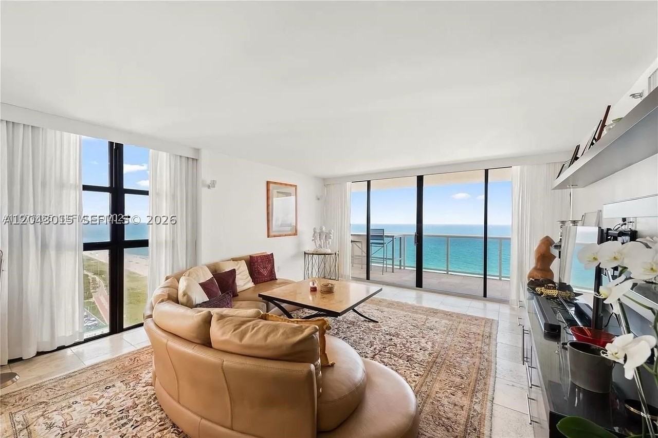 5757 Collins Ave #2006 - Photo 4 of 14