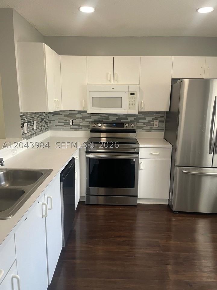 20863 Nw 2nd St #1 - Photo 3 of 13