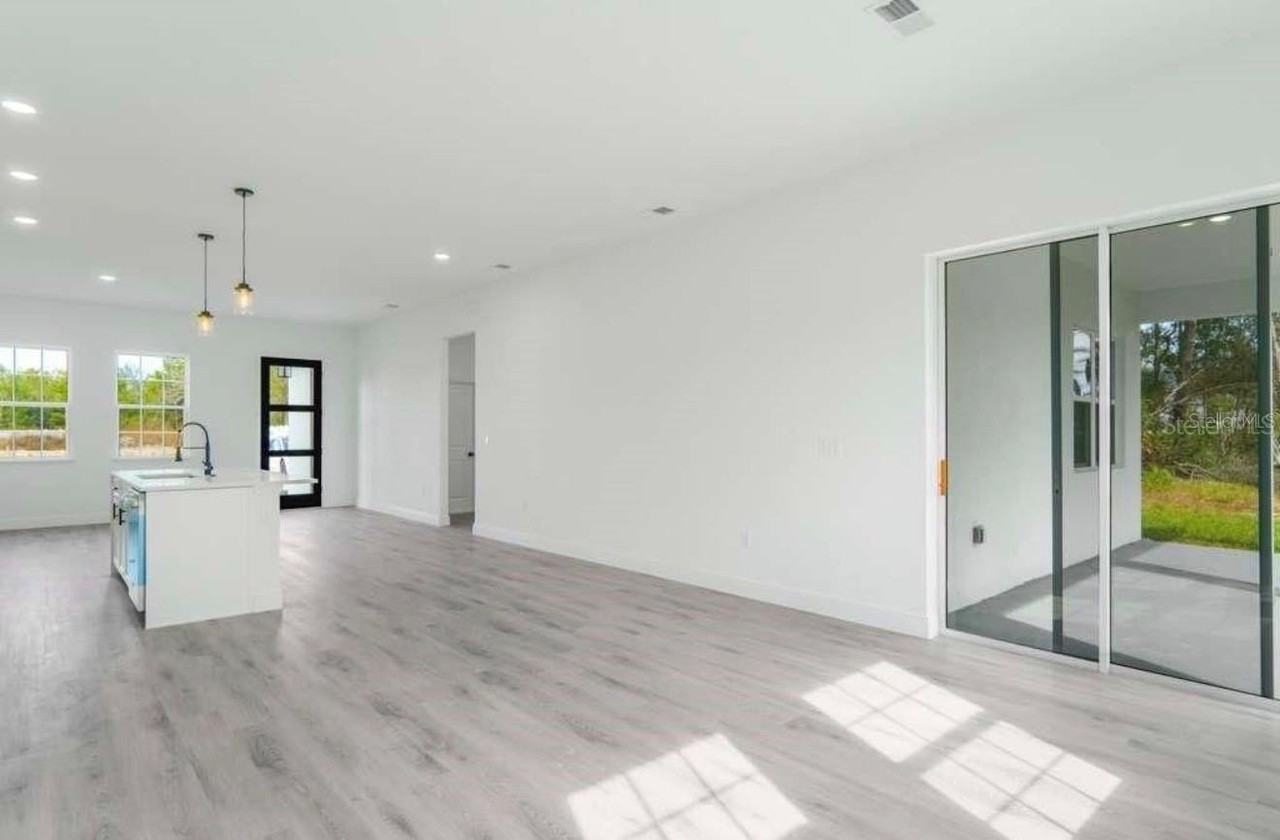 15683 Sw 49th Avenue Rd - Photo 5 of 33