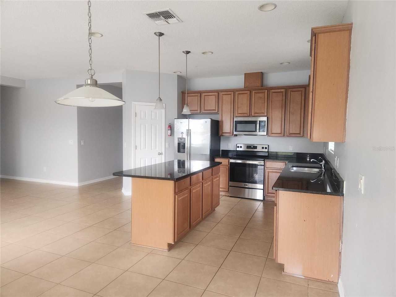 2556 Tanner Ter - Photo 3 of 11