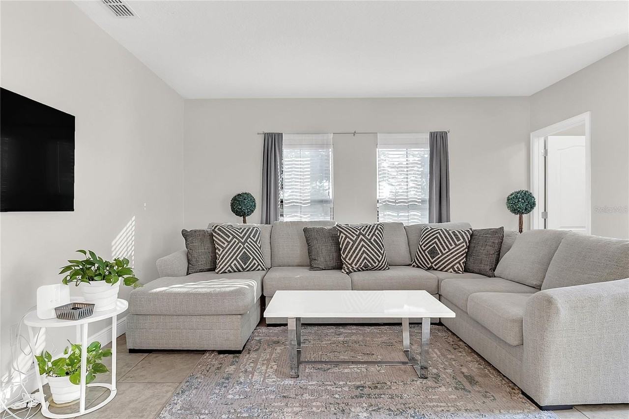 105 Kenny Blvd - Photo 7 of 19