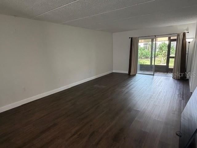 207 Palmetto Ct - Photo 4 of 28