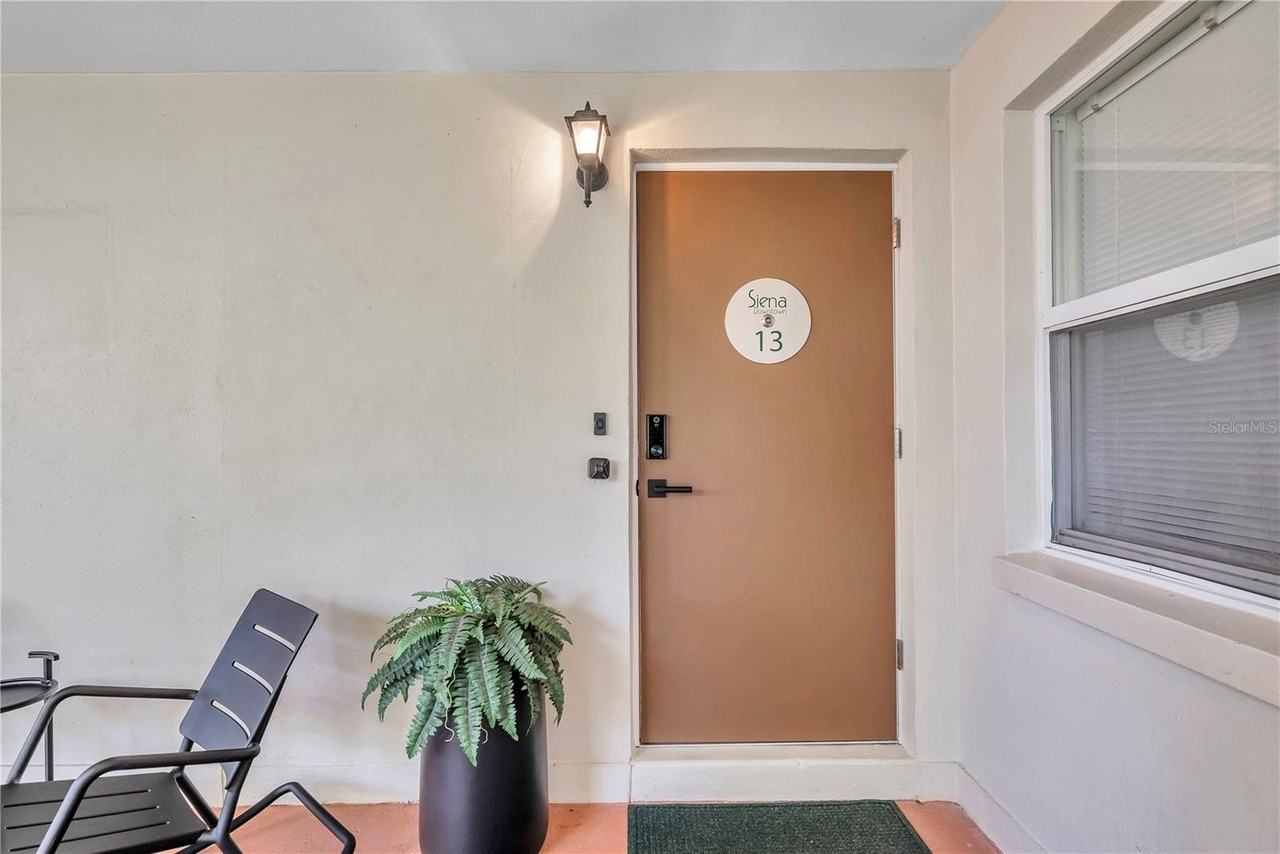 224 6th Ave N #13 - Photo 6 of 41