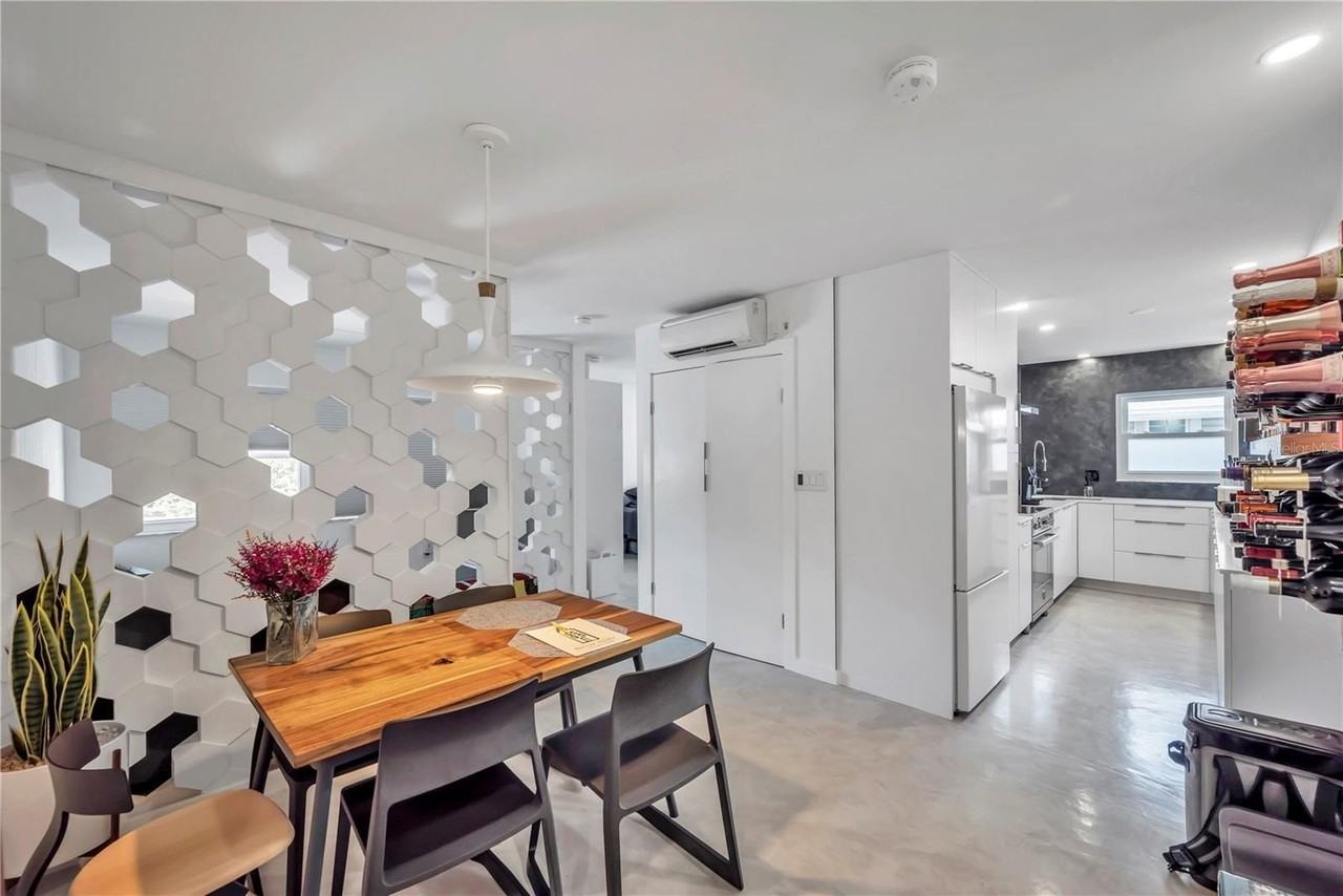 224 6th Ave N #13 - Photo 7 of 41