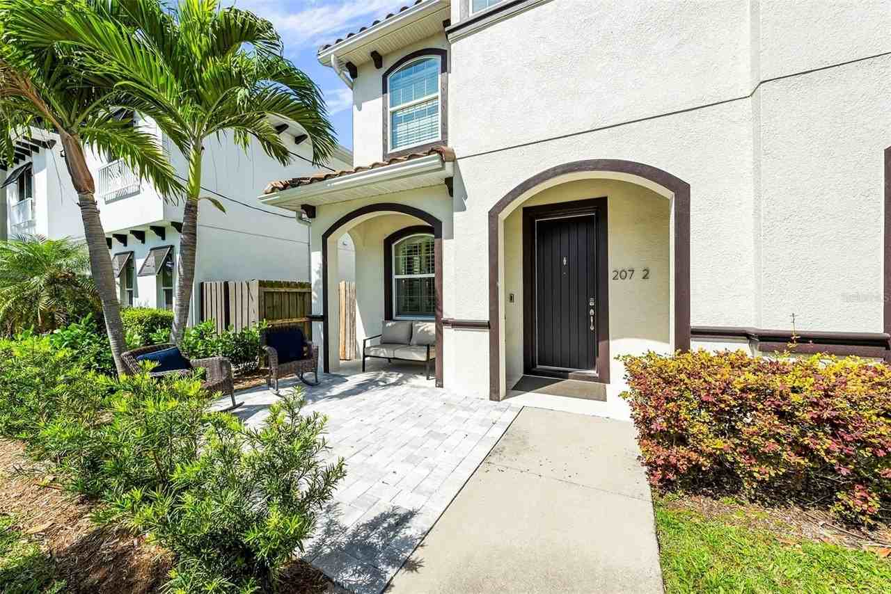 207 S Moody Ave #B - Photo 4 of 50