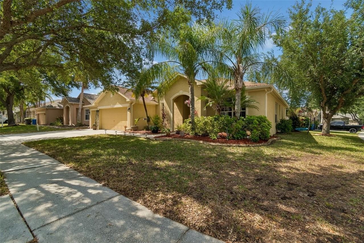 10901 Wildcat Dr - Photo 3 of 50